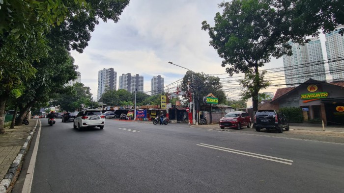 Rumah disewakan di Gandaria Kebayoran Baru Jakarta Selatan 